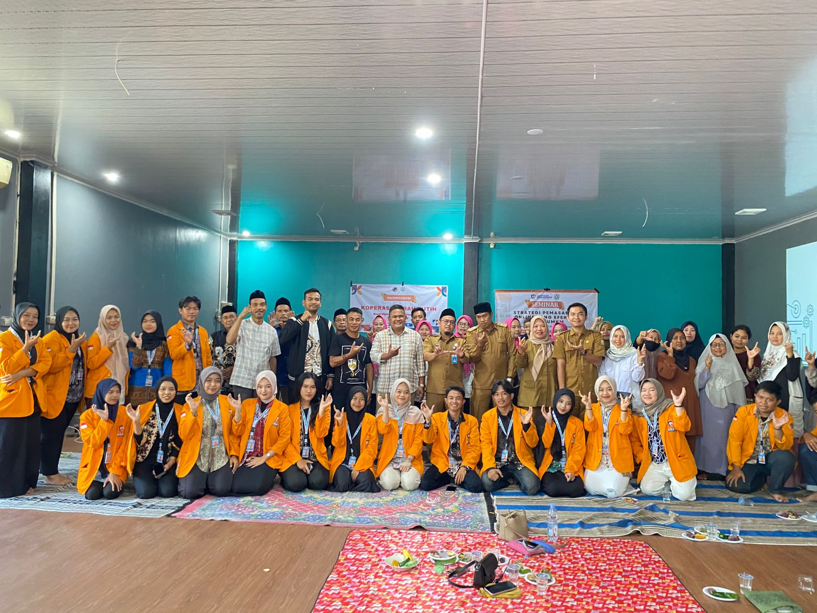 Seminar UMKM dan Sosialisasi Koperasi Merah Putih